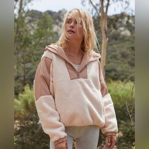 NWT FREE PEOPLE LEAD THE PACK FLEECE WOMENS SIZE MEDIUM VANILLA CHAI COLOR